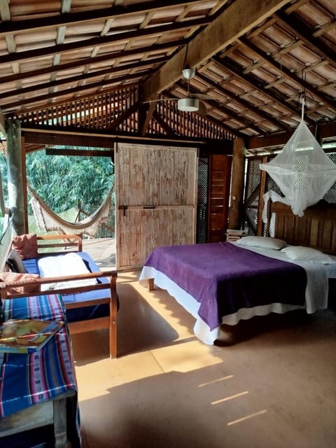 Cabana do Tarzan na Praia de Parati Mirim Nature lodge in State of Rio de Janeiro