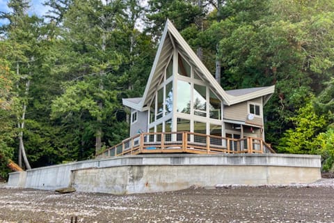 Tahuya Trees and Tides House in Hood Canal