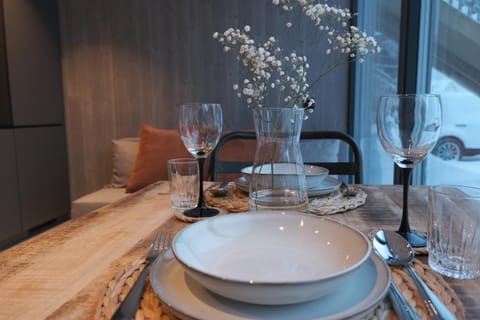 Modern apartment in Henningsvær Apartment in Lofoten