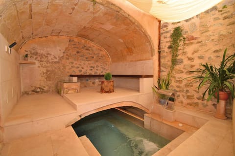 Off site, Balcony/Terrace, Pool view, Swimming pool