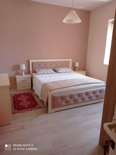 Port Side - 2BR Apartment - Center Location Apartment in Sarandë