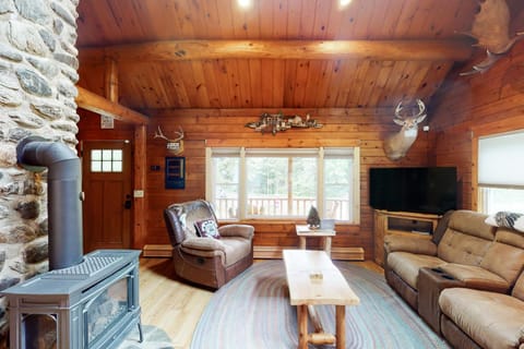Wooded Family Retreat! 11 Mi to Acadia Entrance House in Trenton