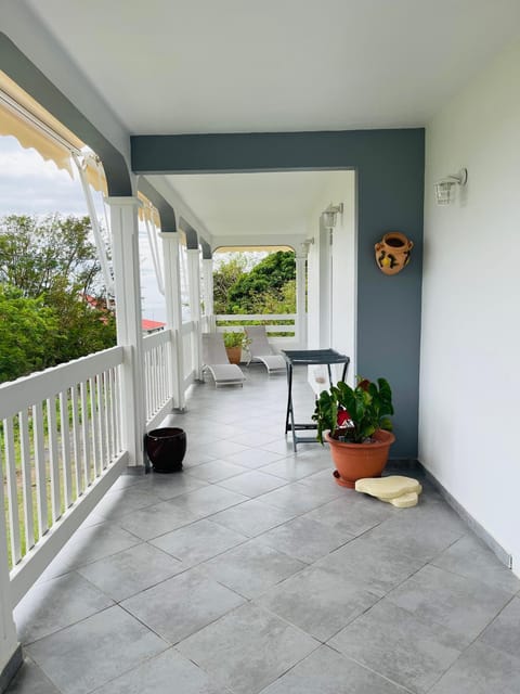 Patio, sunbed