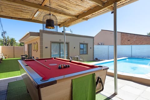 Patio, Day, Evening entertainment, Pool view, Swimming pool, sunbed