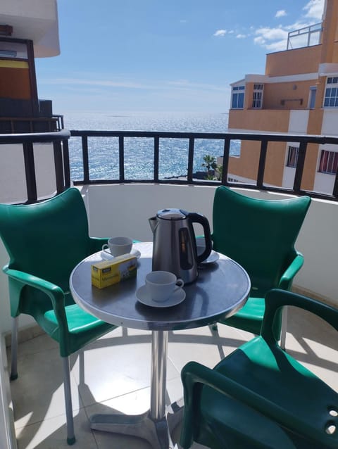 Natural landscape, Balcony/Terrace, Sea view