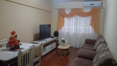 Communal lounge/ TV room, TV and multimedia