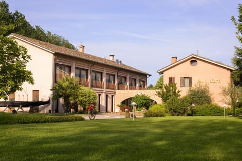 Facade/entrance, Garden view