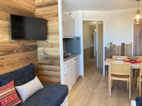 Charmant 2 pièces rénové pour 4 pers, skis aux pieds - FR-1-634-76 Apartment in Avoriaz