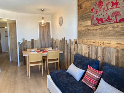 Charmant 2 pièces rénové pour 4 pers, skis aux pieds - FR-1-634-76 Apartment in Avoriaz