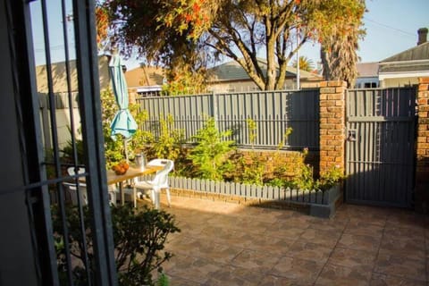 Limbila House Apartment in Cape Town