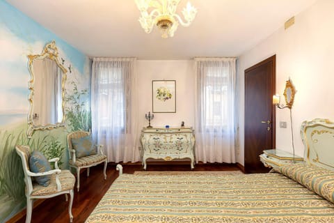 Bed, Seating area, Bedroom