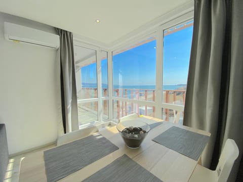 Paradiso Aparthotel - Private apartment -BSR-2 Apartment in Nessebar