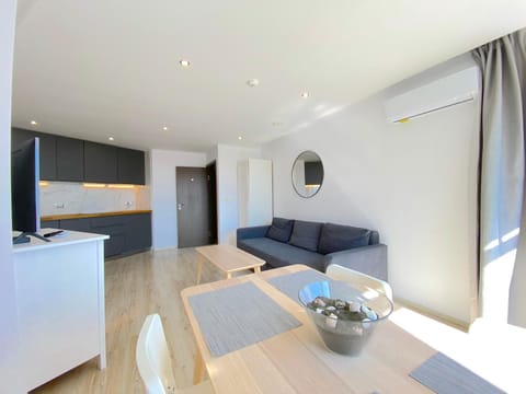 Paradiso Aparthotel - Private apartment -BSR-2 Apartment in Nessebar