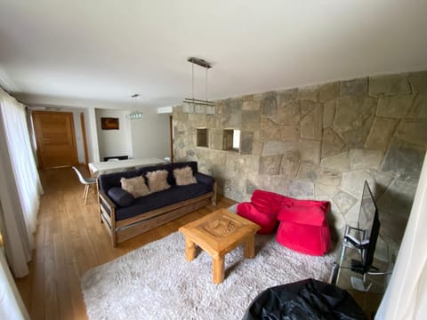 Bed, Living room, Seating area