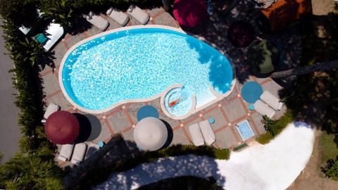 Property building, Swimming pool