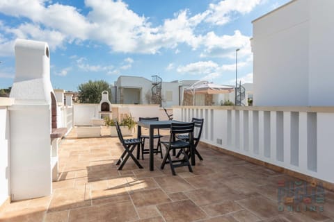 Property building, Patio, Day, View (from property/room), Balcony/Terrace, Dining area