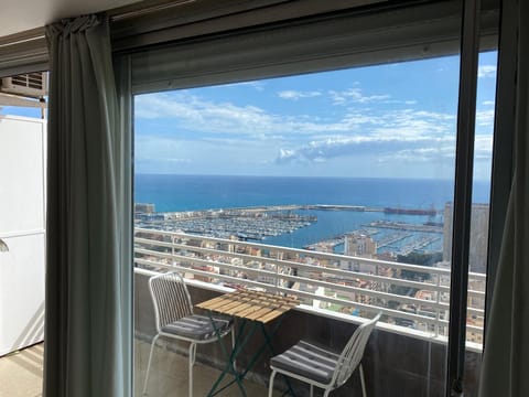 Apartamento 29th floor & sea view Apartment in Alicante