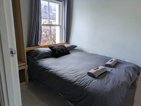 Converted Railway Cottage Apartment in Swindon