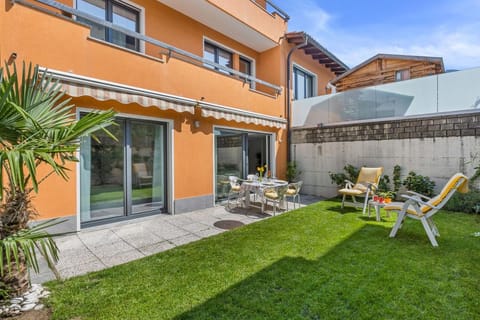 Patio, Garden, Balcony/Terrace