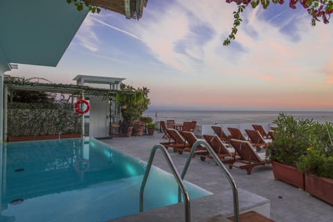 View (from property/room), Balcony/Terrace, Swimming pool, Swimming pool