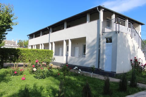 Property building, Garden view