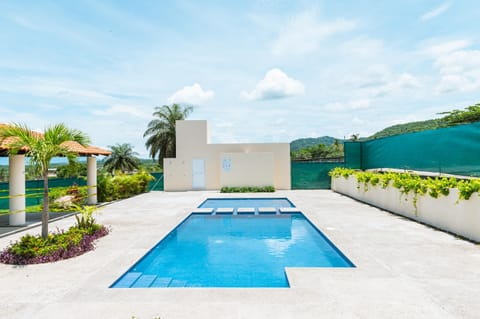 Mountain view, Swimming pool, Swimming pool, sunbed