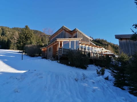 Property building, Winter