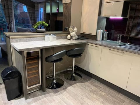 Troutbeck Hot Tub Lodge 4 Campground/
RV Resort in England