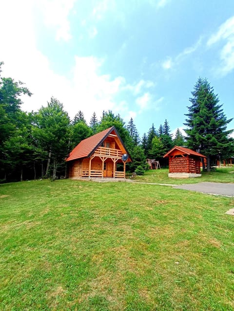 Brvnara Planinski raj House in Zlatibor District, Serbia