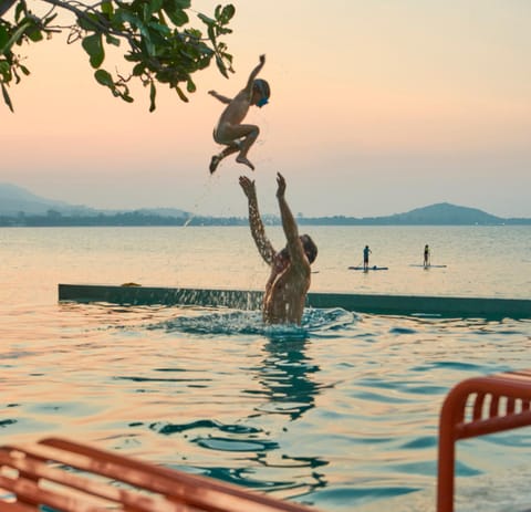Sea view, Swimming pool