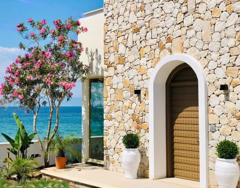 Property building, Facade/entrance, Beach, Sea view