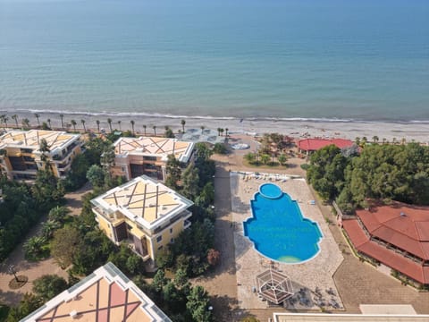 Bird's eye view, Swimming pool