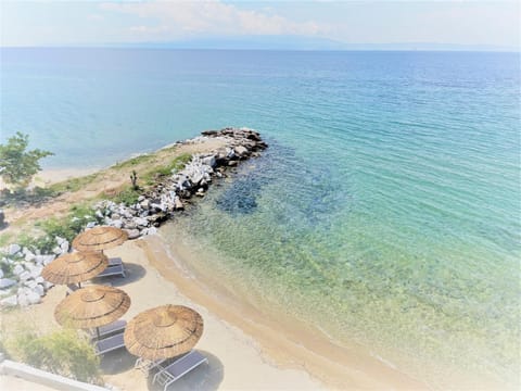 Day, Natural landscape, Beach, sunbed