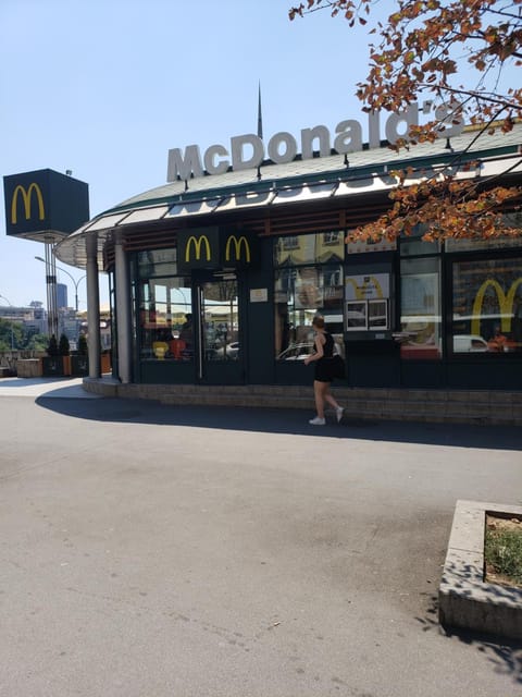 Private cozy room 2 with shared kitchen in appartment Apartment hotel in Belgrade