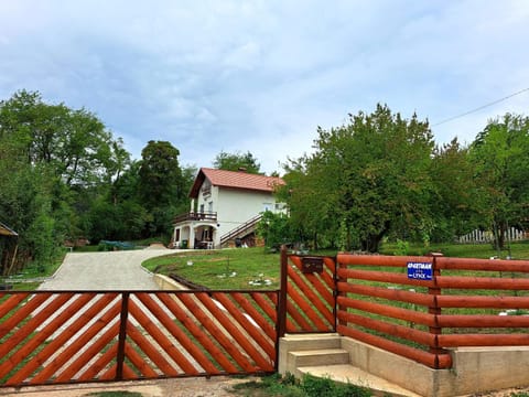 Property building, Parking