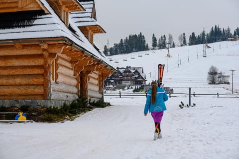 Nearby landmark, Day, Natural landscape, Winter, Ski School, Ski School, Skiing, Skiing, Garden view, Landmark view, Mountain view, Area and facilities, Seasons, Time of day, Location, Sunset