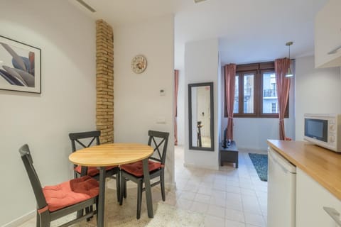 Modern Apartment close to City Centre Apartment hotel in Valencia