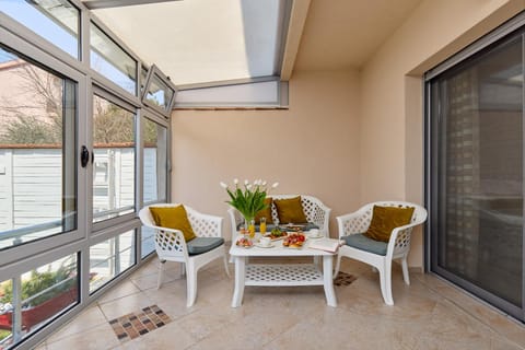 Ana's Place Near the Sea Apartment in Dobrota