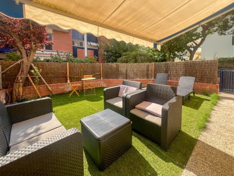 Patio, Garden, Balcony/Terrace, Seating area