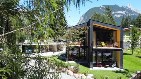 Property building, Garden, Garden