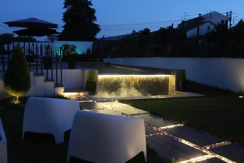 Night, Garden, Garden view, Swimming pool