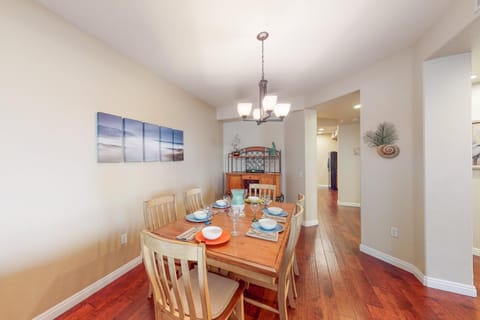 Ocean Pointe Lagoon 107 - 30 Night Minimum House in Carlsbad