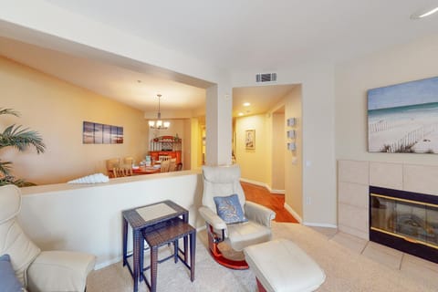 Ocean Pointe Lagoon 107 - 30 Night Minimum House in Carlsbad