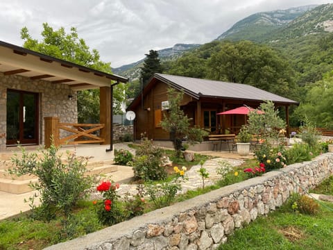 Guest House Mare House in Budva Municipality