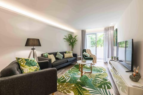 Communal lounge/ TV room, TV and multimedia, Living room, Other, Seating area