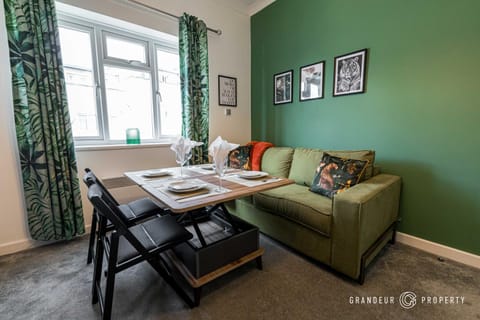 Living room, Seating area, Dining area