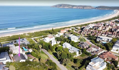 Our Seaside Villa - Walk to R 5 Beach Villa in Plettenberg Bay