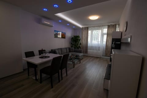 Imperial Deluxe Apartment in Merano