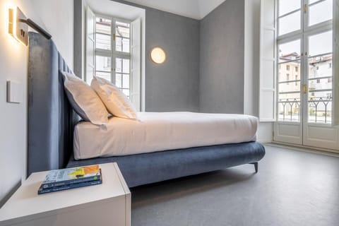 View (from property/room), Bedroom, City view