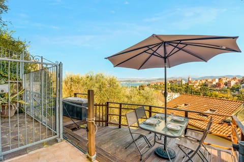 Spring, Day, Balcony/Terrace, Sea view, Seasons, Sunset